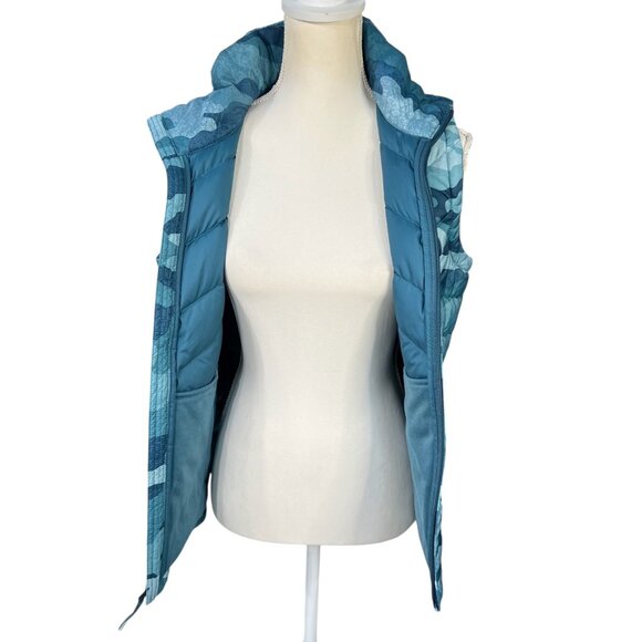 The North Face Womens 550 Fill Alpz Blue Camo Goose Down Vest Size Medium - Picture 4 of 14